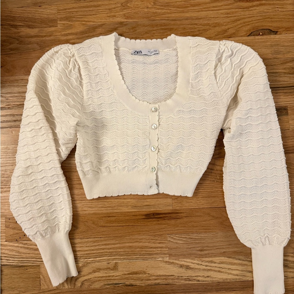Zara Women's Cream Wave Knit Cardigan